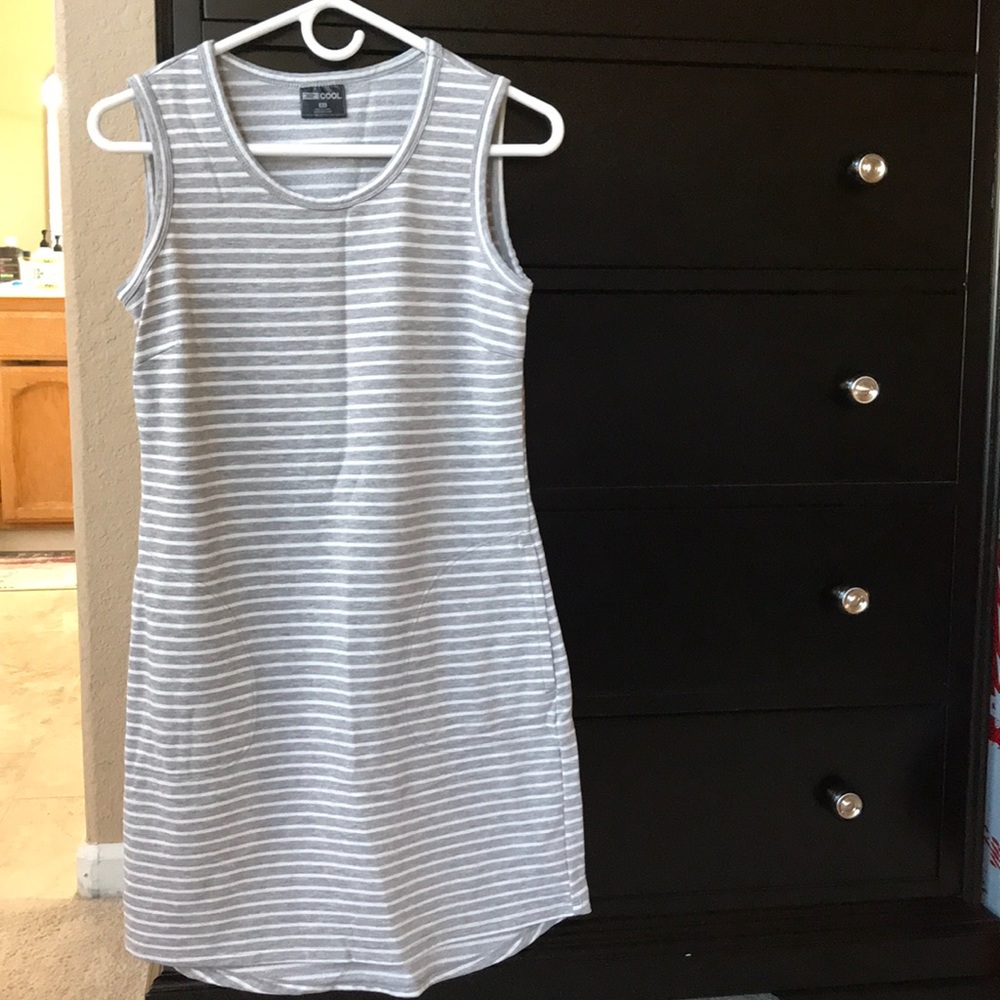 Tank top dress with pockets!